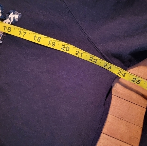 Torrid Gold Sequin & Black Party Sweatshirt Size 16 - Picture 6 of 11